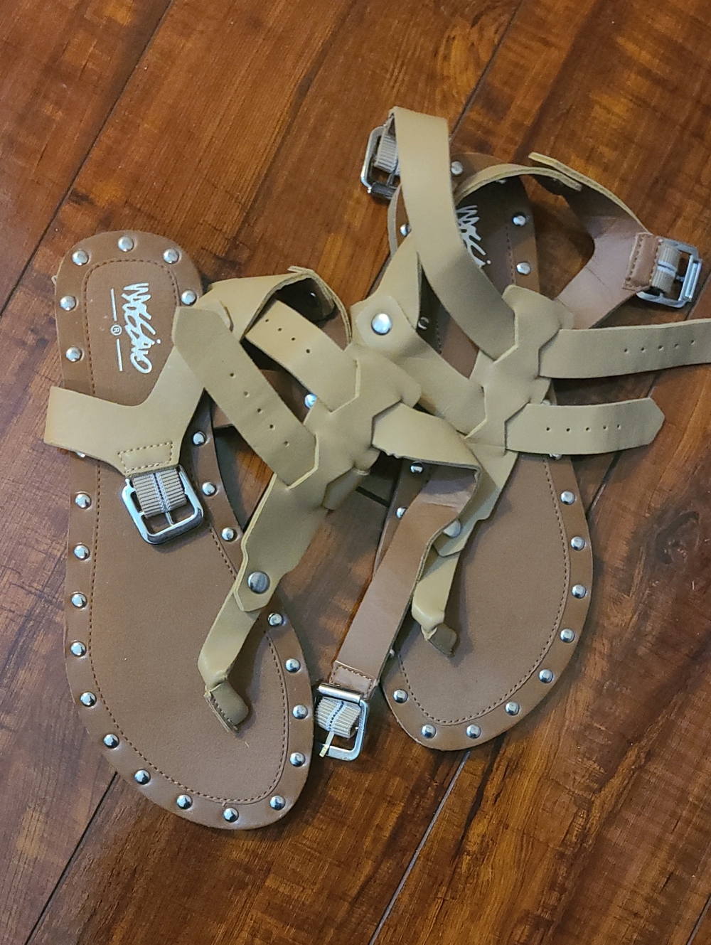 Mossimo Supply Co. Tan Strappy Studded Gladiator Sandals